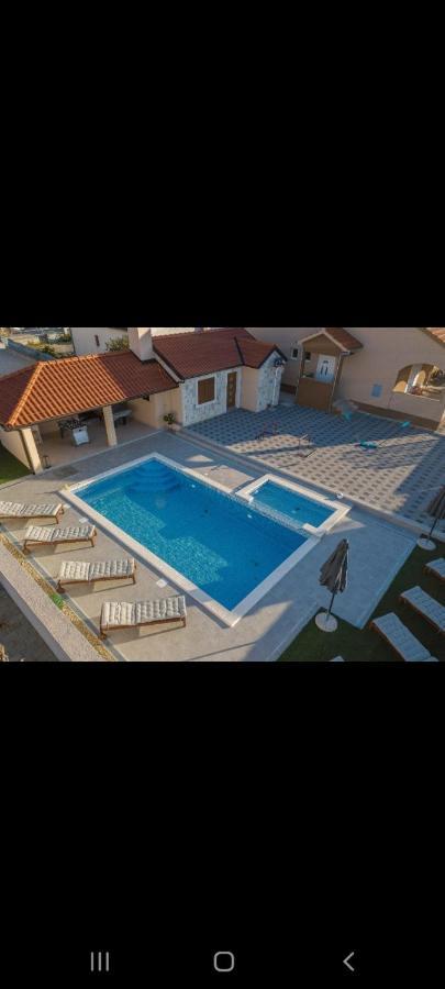 Villa Lucija Биоград на Мору Екстериор снимка