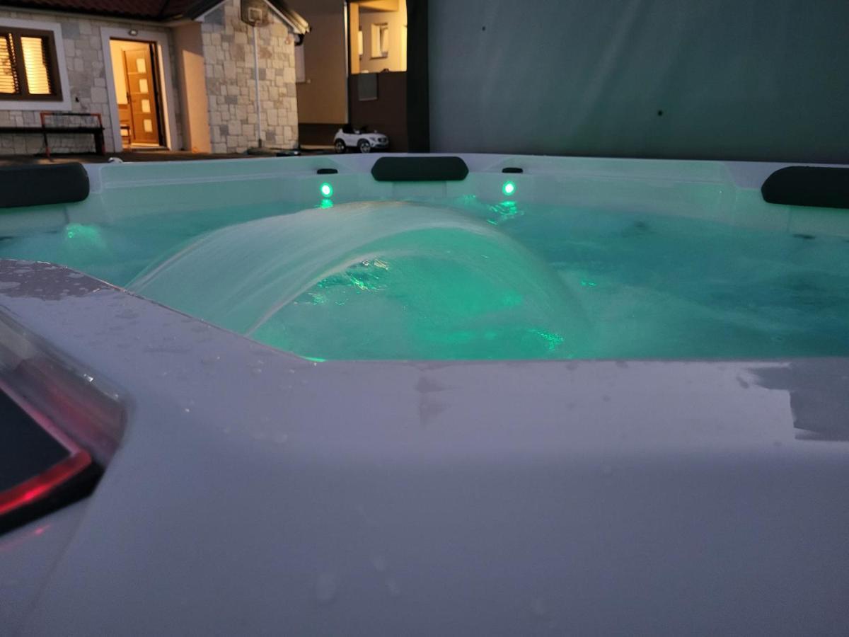 Villa Lucija Биоград на Мору Екстериор снимка